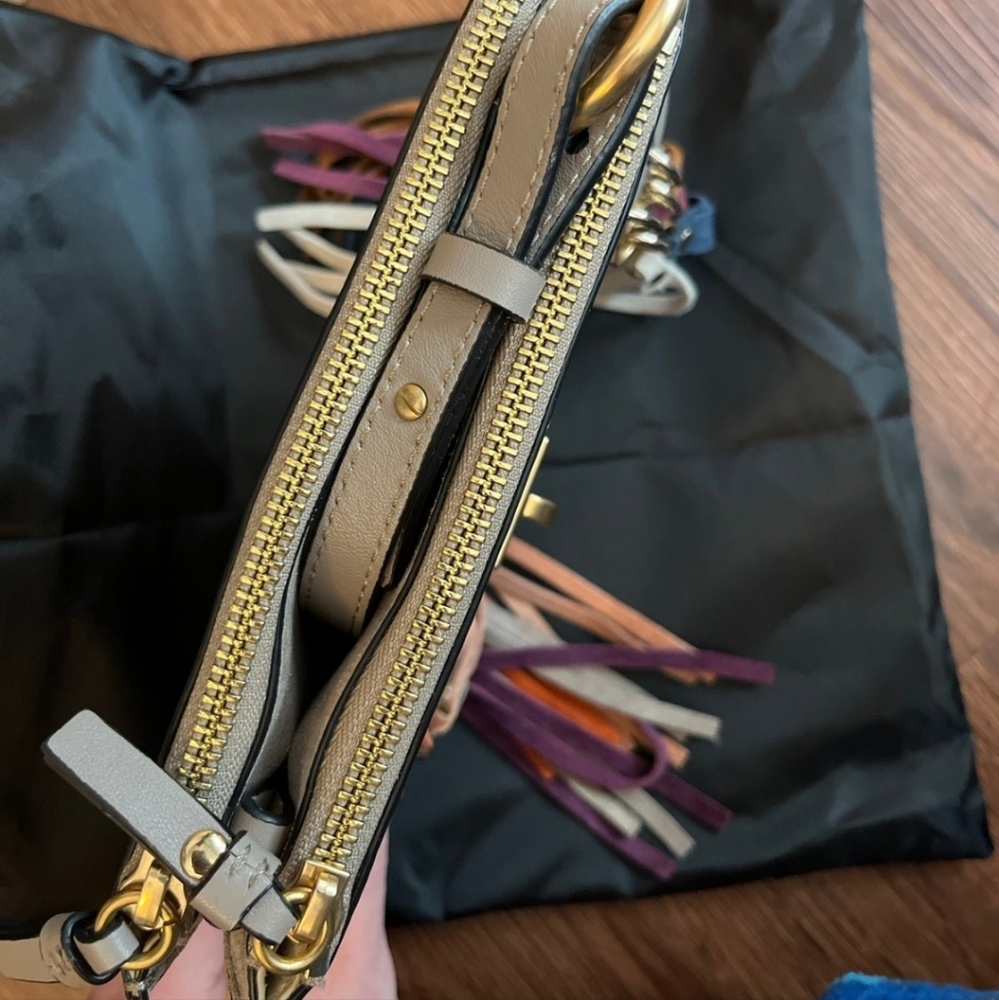 Chloe Hudson fringe crossbody bag - Picture 6 of 15